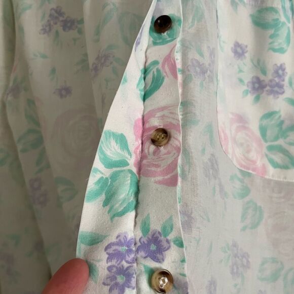 Vintage 80s Pastel Floral Button Down Blouse | Chic Changeables | Size Small - Picture 6 of 10